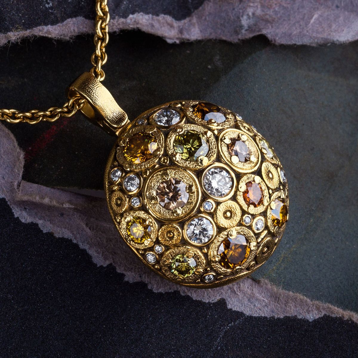 Alex Sepkus 18K yellow gold round pendant with natural color diamonds