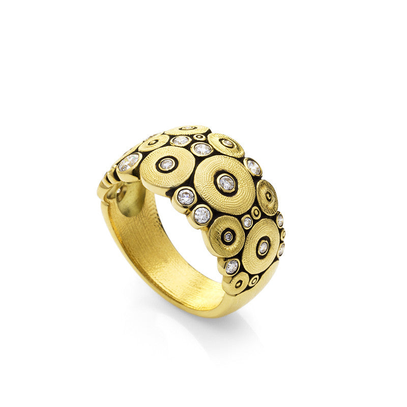 18K yellow gold "Ocean" ring with diamonds