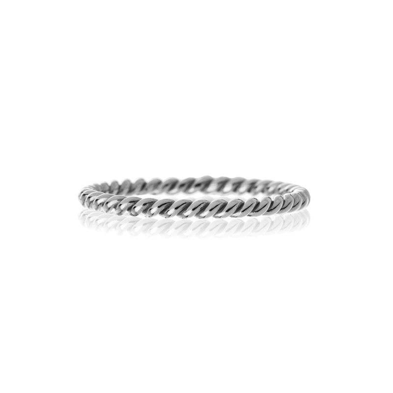18K white gold fine twisted rope ring